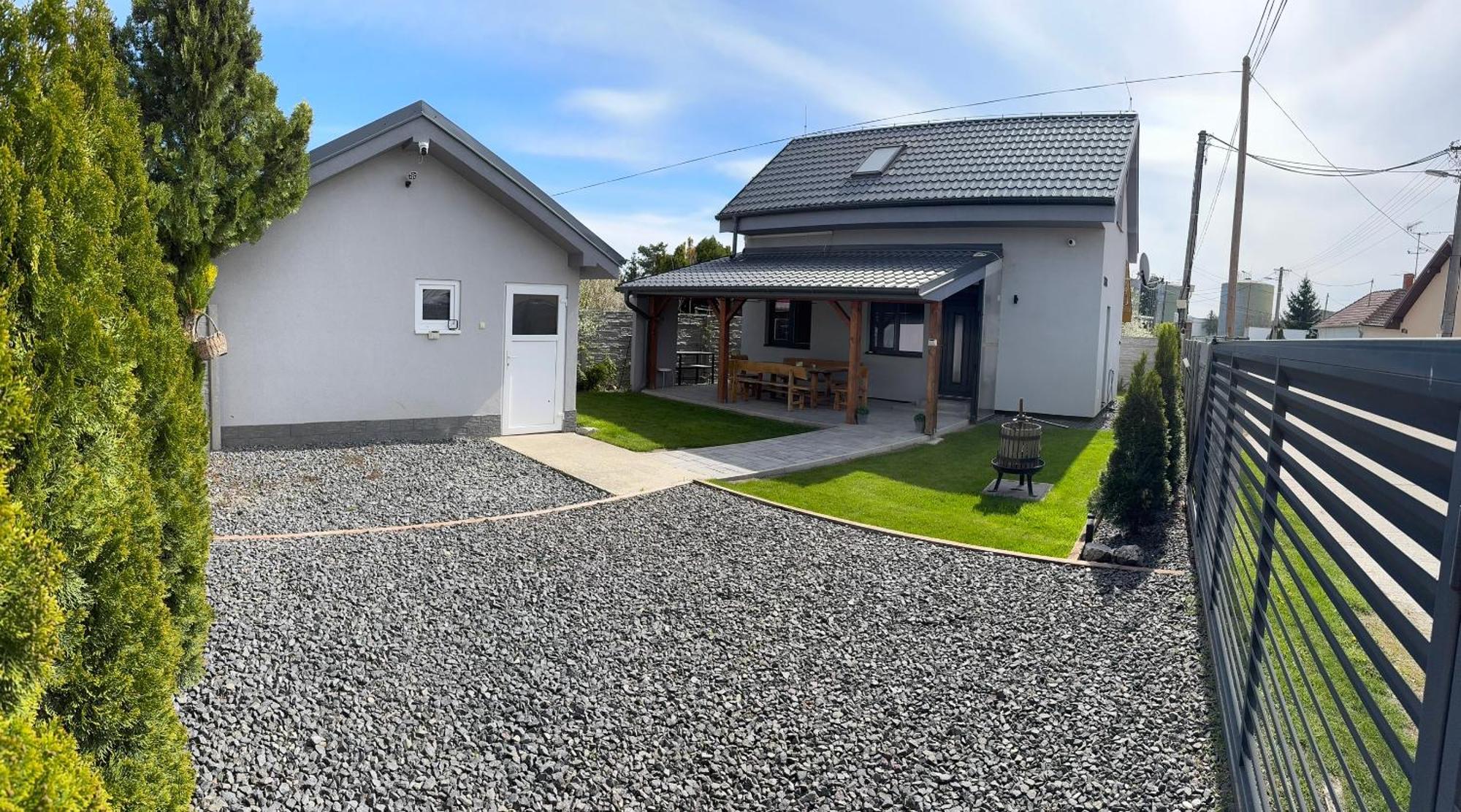 Vikendovy Dom Hlboka Villa Dunajská Streda Exteriör bild